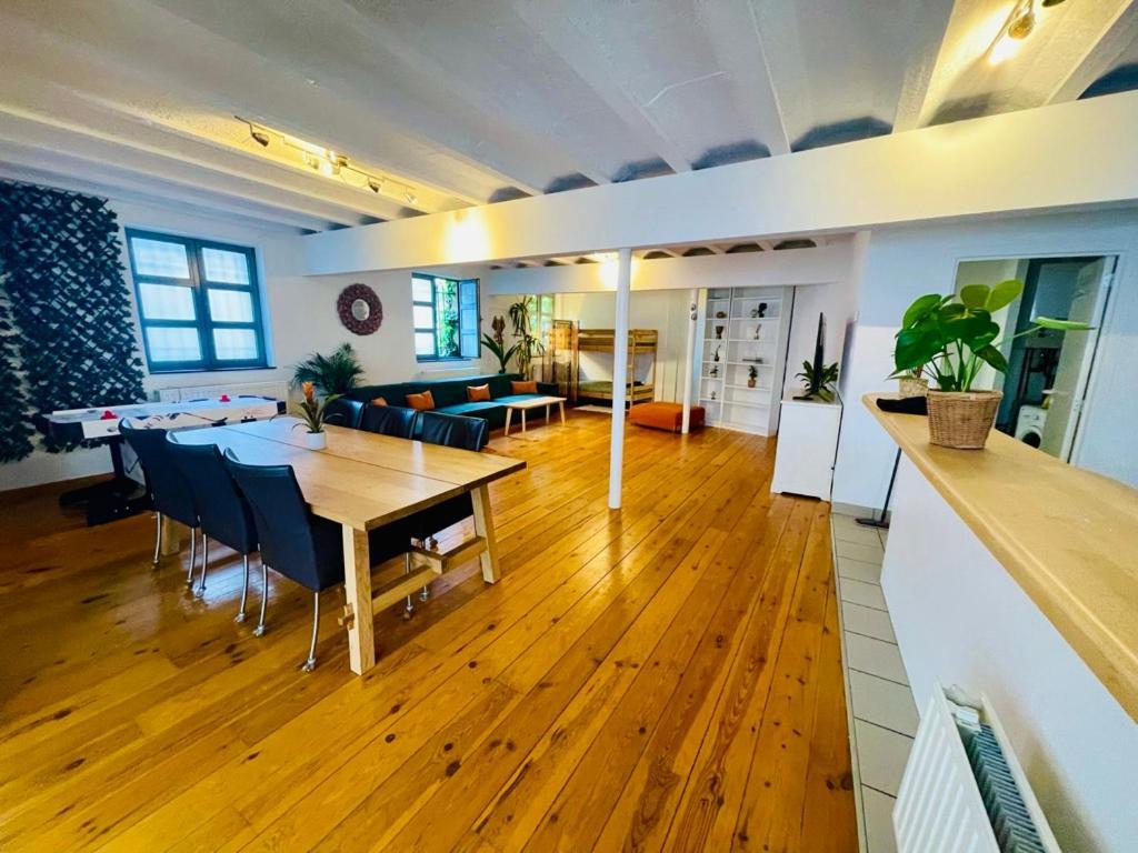 Down Town Oasis-Spacious Loft With Private Parking Brussel Buitenkant foto